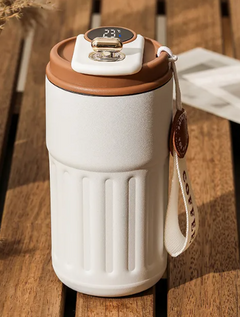 Smart Digital Thermal Bottle – 450ml Insulated Stainless Steel Travel Mug